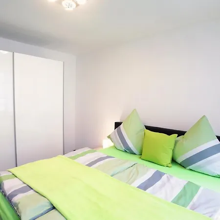 Apartamento Gaestehaus Schlossblick